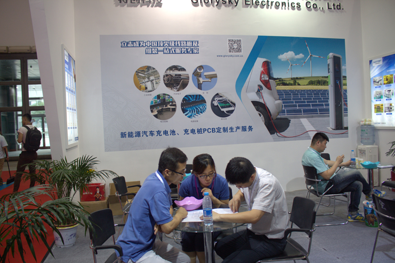 IMG_4070.jpg IMG_4070.jpg